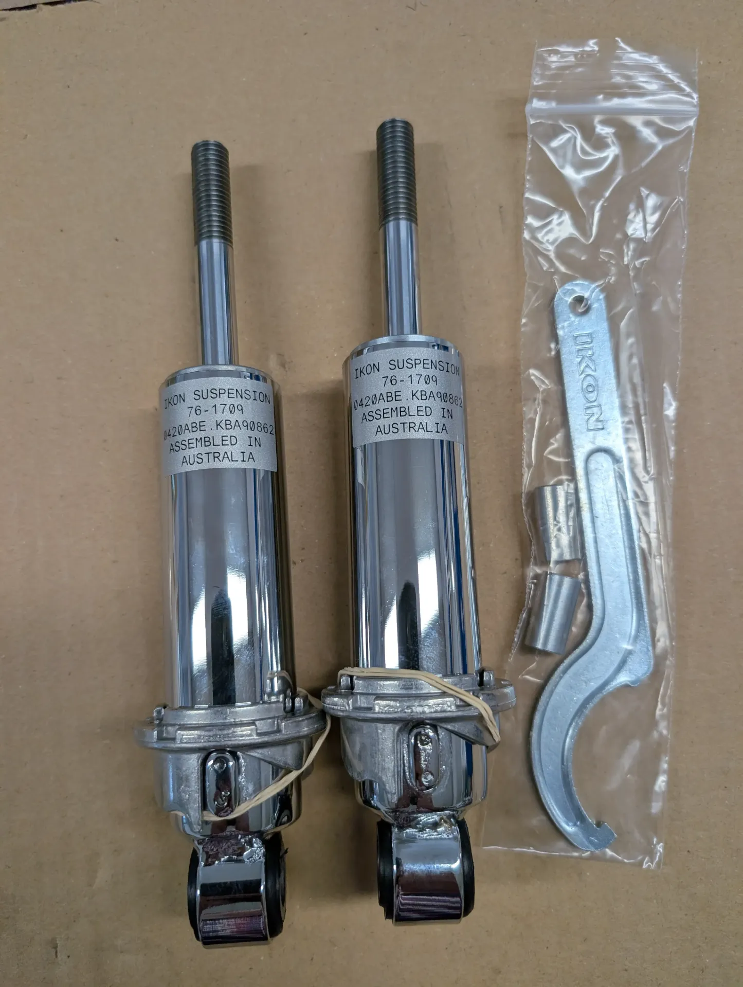 IKON Spring Struts - Shock Absorbers 76-1709