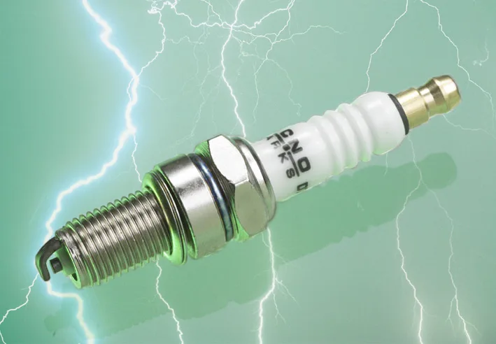 TECNOSparks Zündkerze D8RTC-9 paßt für NGK DPR8EA-9 f. AJP, Honda, Kawasaki u. Suzuki